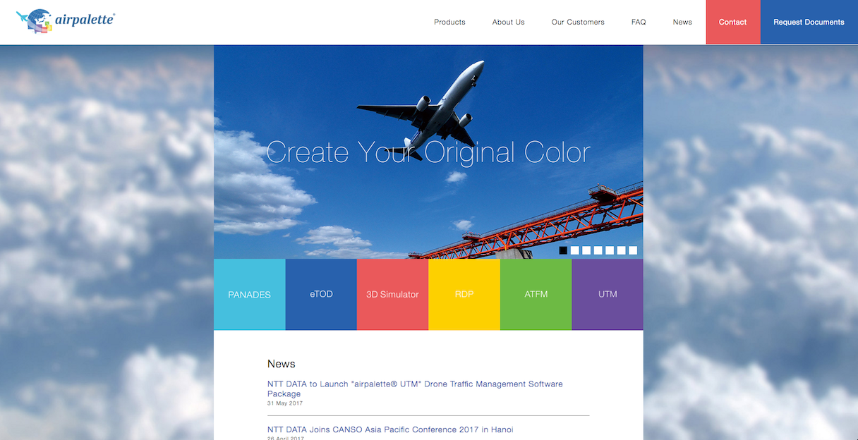 airpaletteのサイトトップ。ブランド内では、飛行経路設計システムやタワー管制訓練システムなどが提供されている