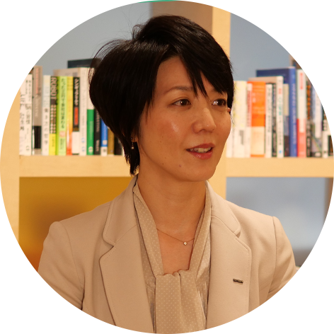 NTTデータ 第二公共事業本部 社会保障事業部 課長代理 岩﨑 麻由子