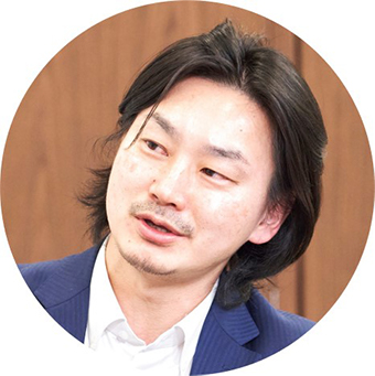 製造ITイノベーション事業本部 コンサルティング＆マーケティング事業部 部長 淵崎 大蔵（ふちさき だいぞう）