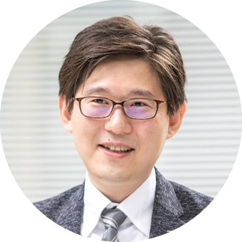第四金融事業本部 金融グローバルITサービス事業部 課長 丸山 健太