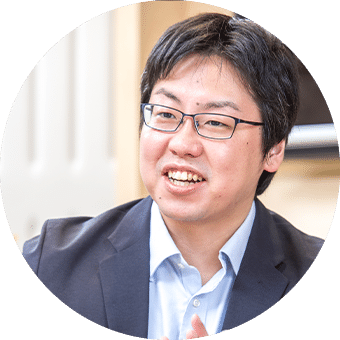 第一公共事業本部 第一公共事業部 航空システム統括部 開発担当 課長 浜口 航