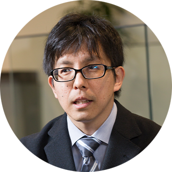 テレコム・ユーティリティ事業本部 モバイルビジネス事業部 第二統括部 第四デジタルデザイン担当 部長 岡村 龍也