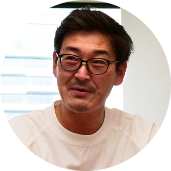 井登 友一 氏