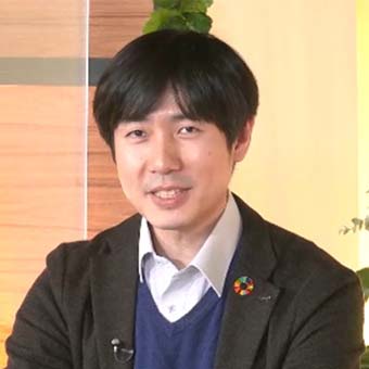 コーポレート統括本部 事業戦略室 渡辺 出