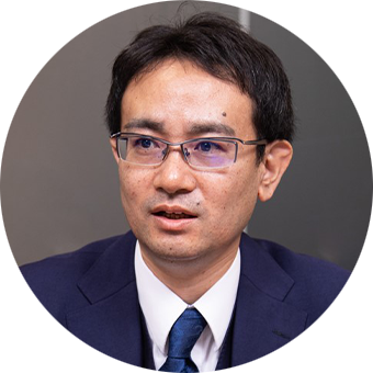 金融イノベーション本部 グローバルカスタマーサクセス室 BX統括部 コンサル＆セールス担当 部長 吉田 健志