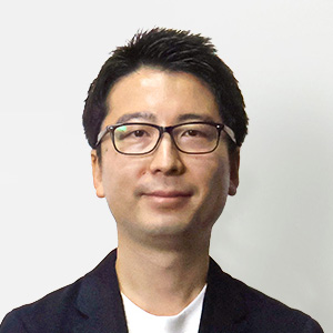 奈良 一弘 氏