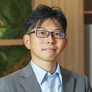 荒川 智弘