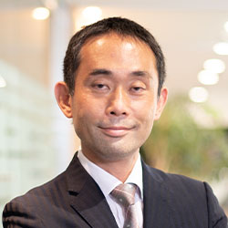 山本 英生