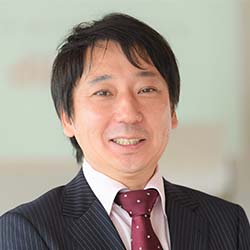 田原 務 氏