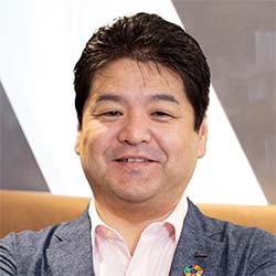 吉田 英嗣