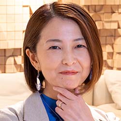 布井 真実子