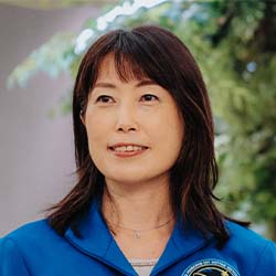 山崎 直子 氏