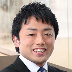 島倉 優人